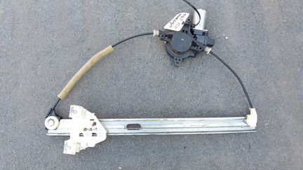 Стеклоподъемник передний правый Mazda 3 BL