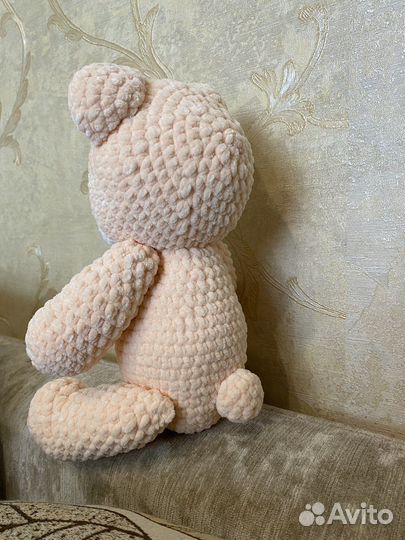 Вязаная игрушка мишка