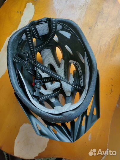 Шлем велосипедный