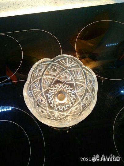 Хрустальная ваза