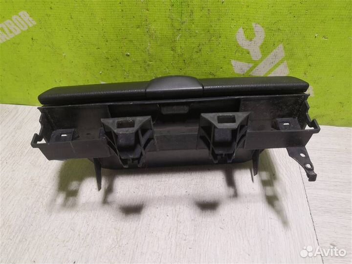 Бардачок Мазда 6