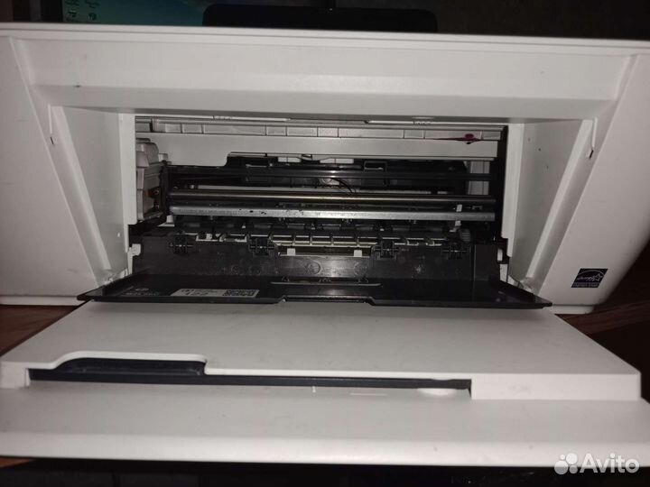 Цветной принтер сканер копир 3 в 1 HP deskjet 1510