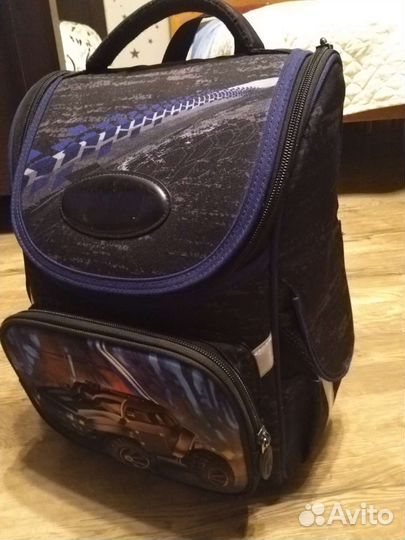 Школьный рюкзак
