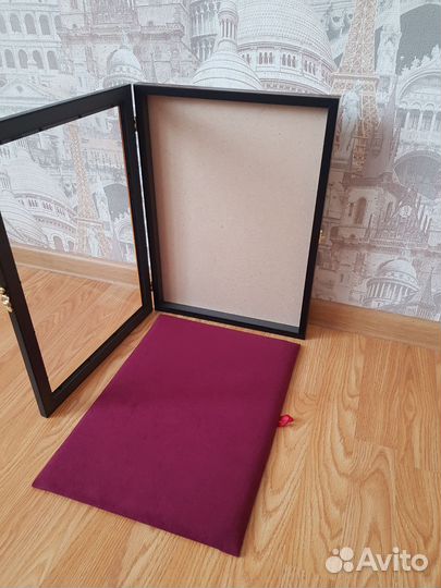 Витрина для коллекции медалей и значков