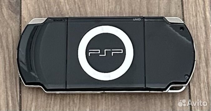 Sony PSP-2008 piano black