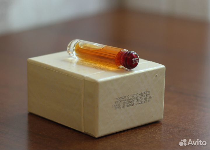 Burberrys Society parfum духи 4 ml снятость