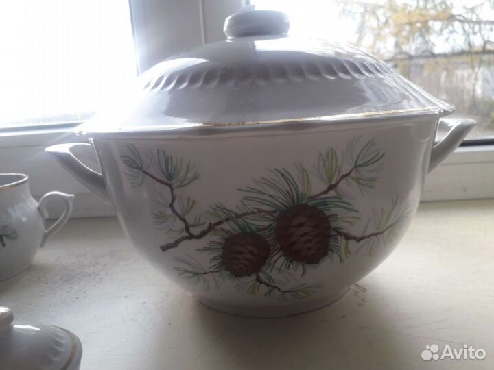 Сервиз столовый новый