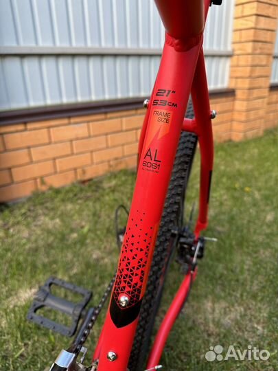 Велосипед Stels Navigator 745 MD 27.5 V010