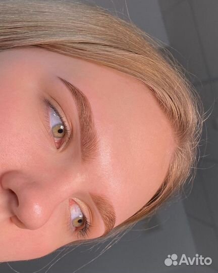 Модель на брови бесплатно