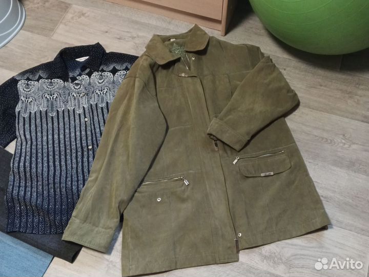 Два огромных мешка женской одежды, р 50-56