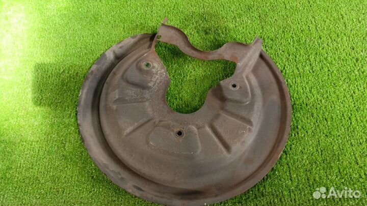 Пыльник тормозного диска задний левый Audi A3 1.4