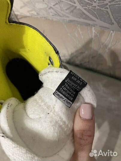 Коньки хоккейные профессиональные