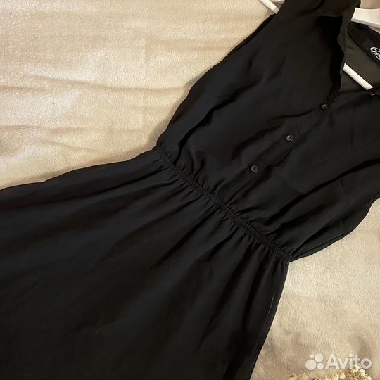 Маленькое черное платье