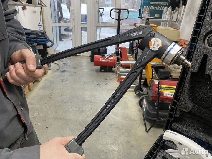 Аренда инструмента механического rehau M1