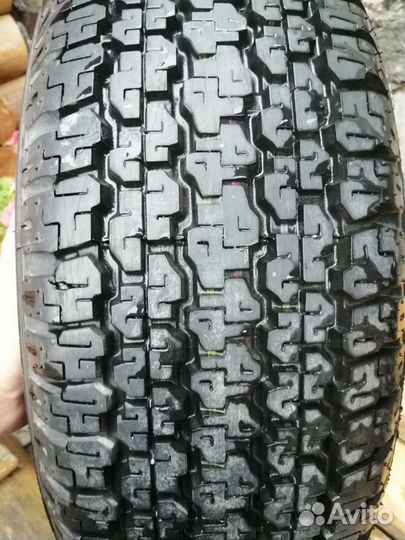 Bridgestone Dueler H/T 245/70 R16