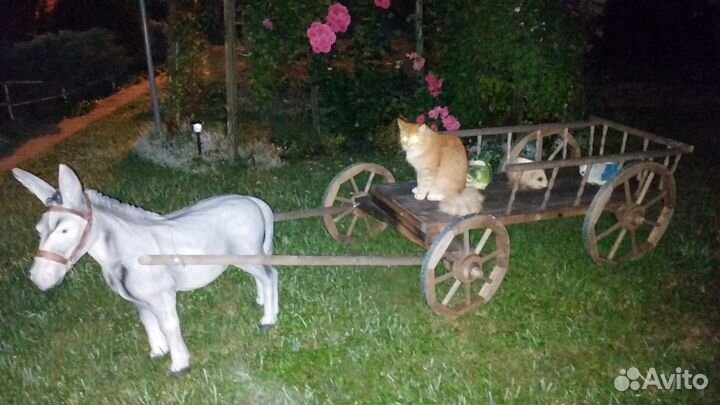 Деревянная телега для декора