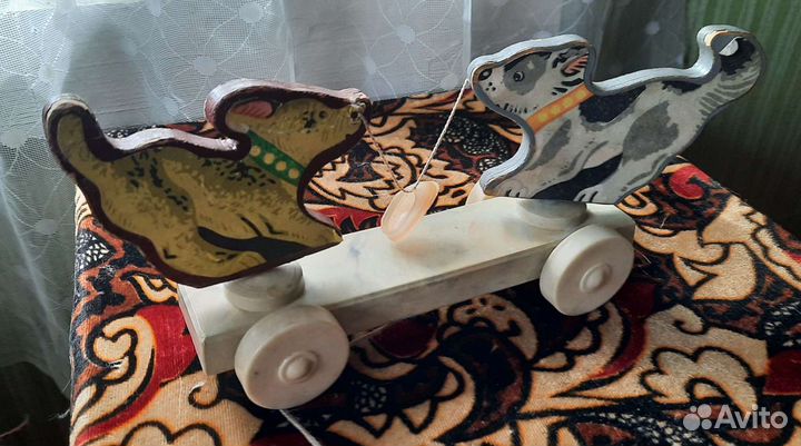 Коллекционная игрушка дерущиеся собаки СССР