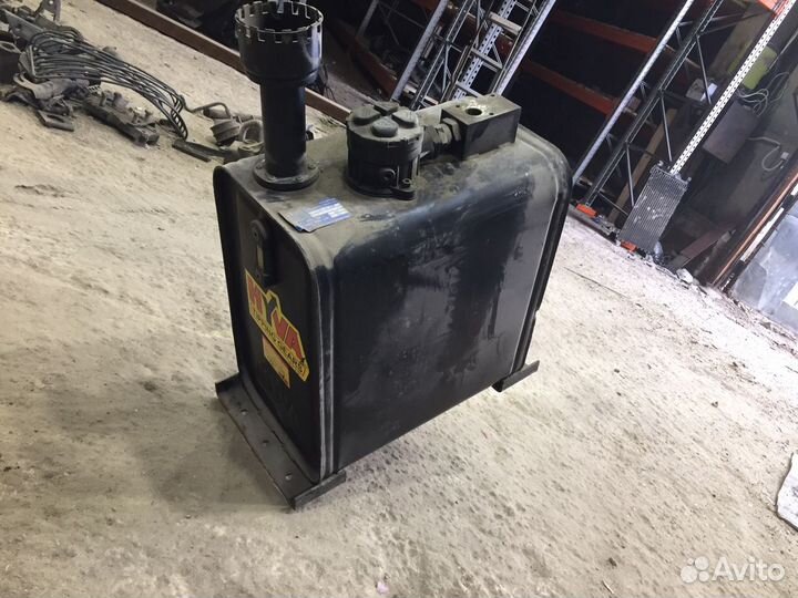 Бак гидравлический Скания