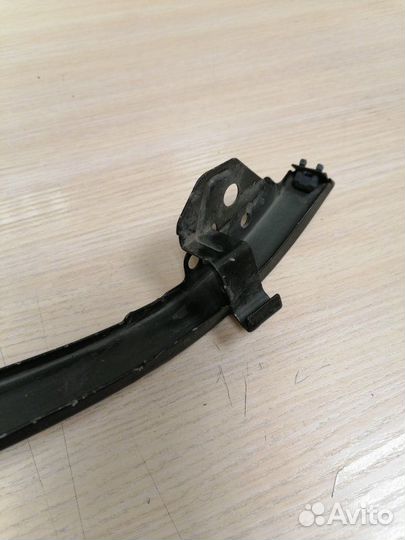Планка под фары правая Toyota Caldina AT211