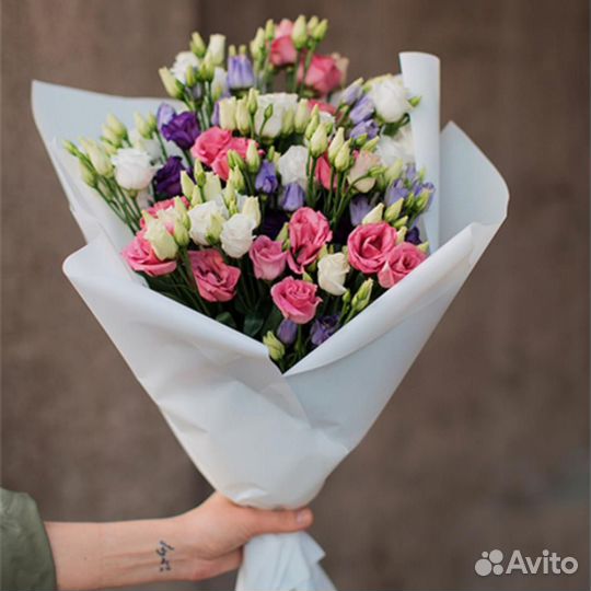 Букет из разноцветных эустом 45 шт