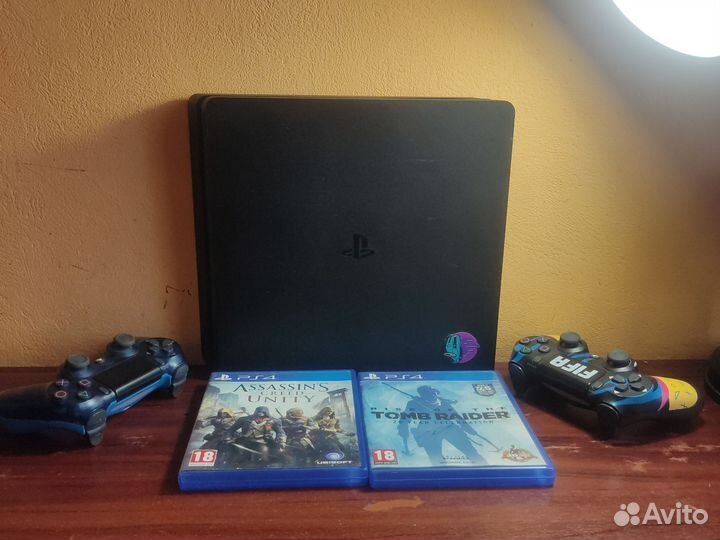 PlayStation 4 + Игры + Джойстики