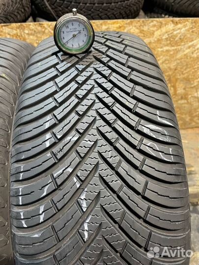 Vredestein QuaTrac 215/55 R16