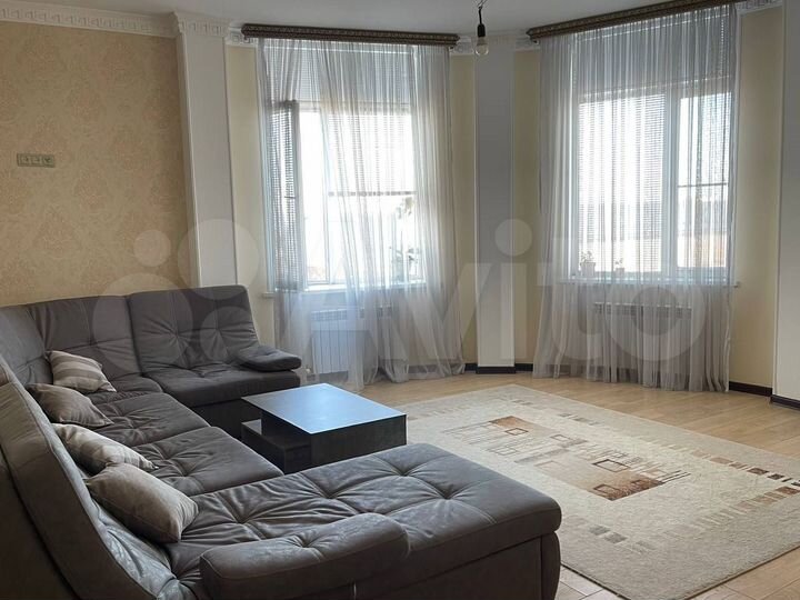 3-к. квартира, 85 м², 3/5 эт.