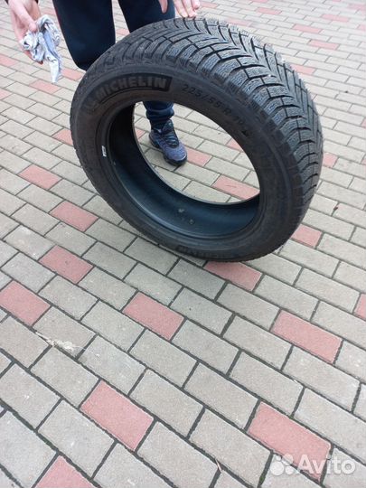 Зимняя резина 225 55 r19