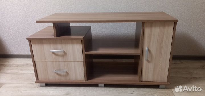 Продам тумбу тв