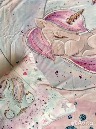 Покрывало и подушка