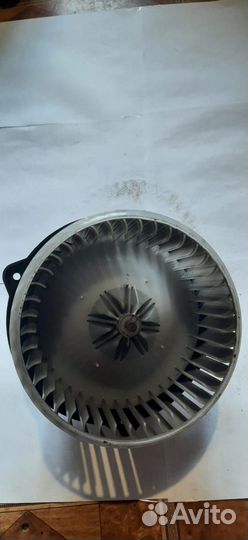 Мотор печки Mitsubishi Grandis Pajero 3