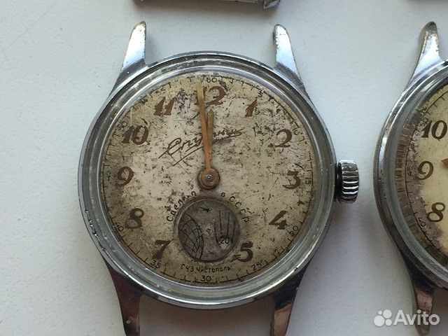 Часы спутник старт рубин