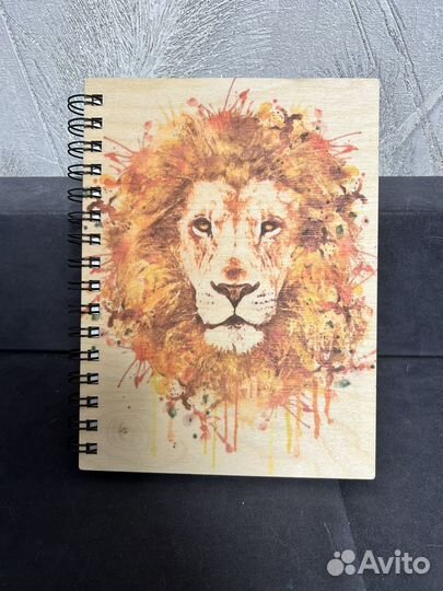 Блокнот с деревянной обложкой