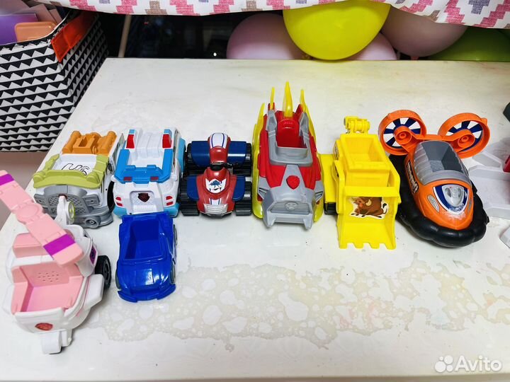 Щенячий patrol база с щенками и машинами