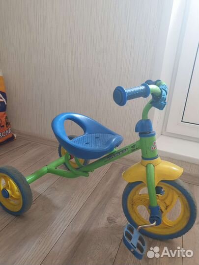 Детский трехколесный велосипед