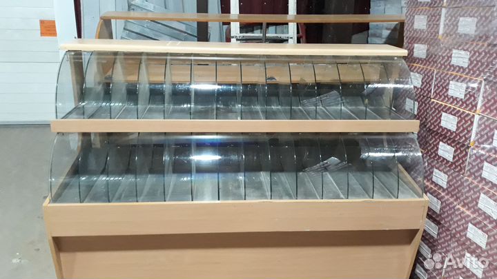 Кондитерская витрина