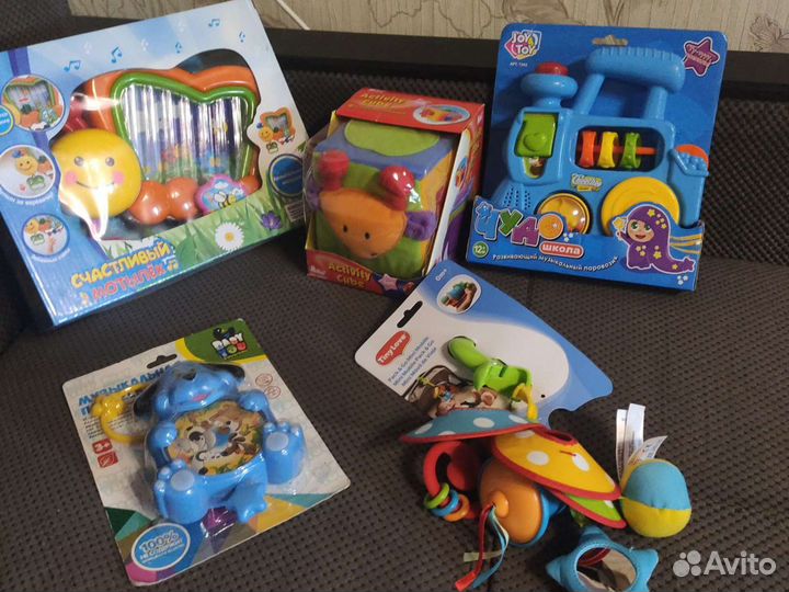 Игрушки tiny love новые, и др игрушки
