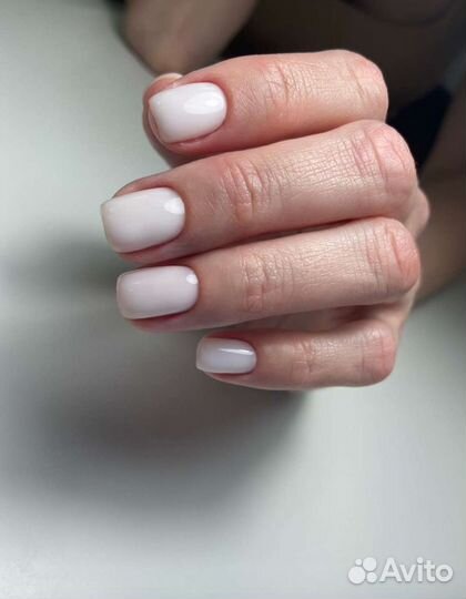 Маникюр. Педикюр