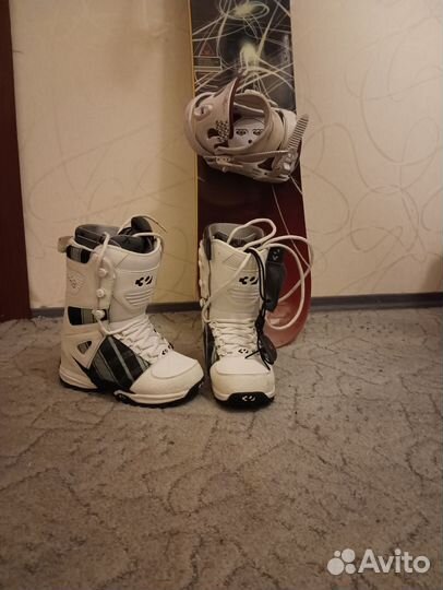Комплект. Сноуборд 145см+Крепление+Ботинки 38р