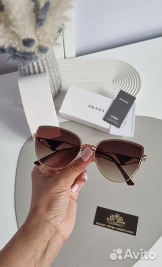 Солнцезащитные очки Prada / полный комплект