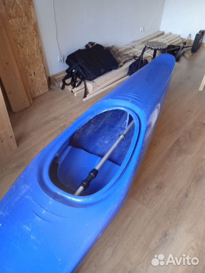 Пластиковый каяк