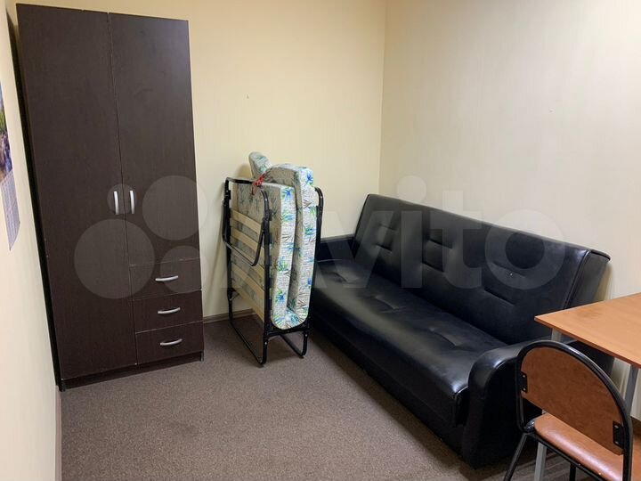 Комната 10 м² в 2-к., 4/4 эт.