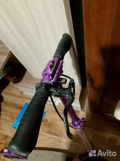 Самокат взрослый с ручным тормазом бу