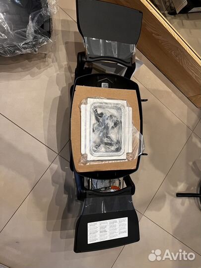 Гриль портативный Weber Q2200