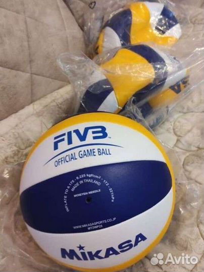 Волейбольный мяч Mikasa vls300