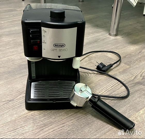 Кофемашина Delongi bar 14f