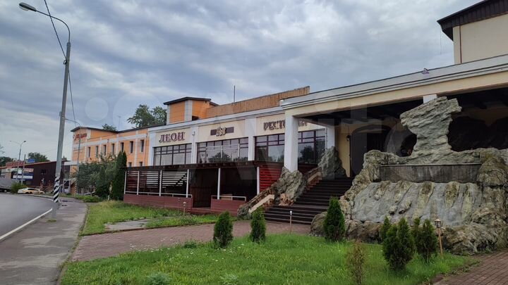 Здание, 3535 м²