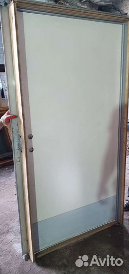 Дверь деревянная ламинированная