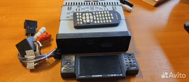 Автомагнитола 1din с экраном