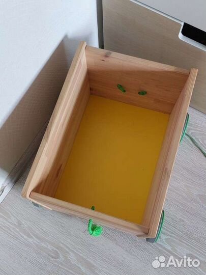 Корзина для игрушек на колёсиках IKEA flisat